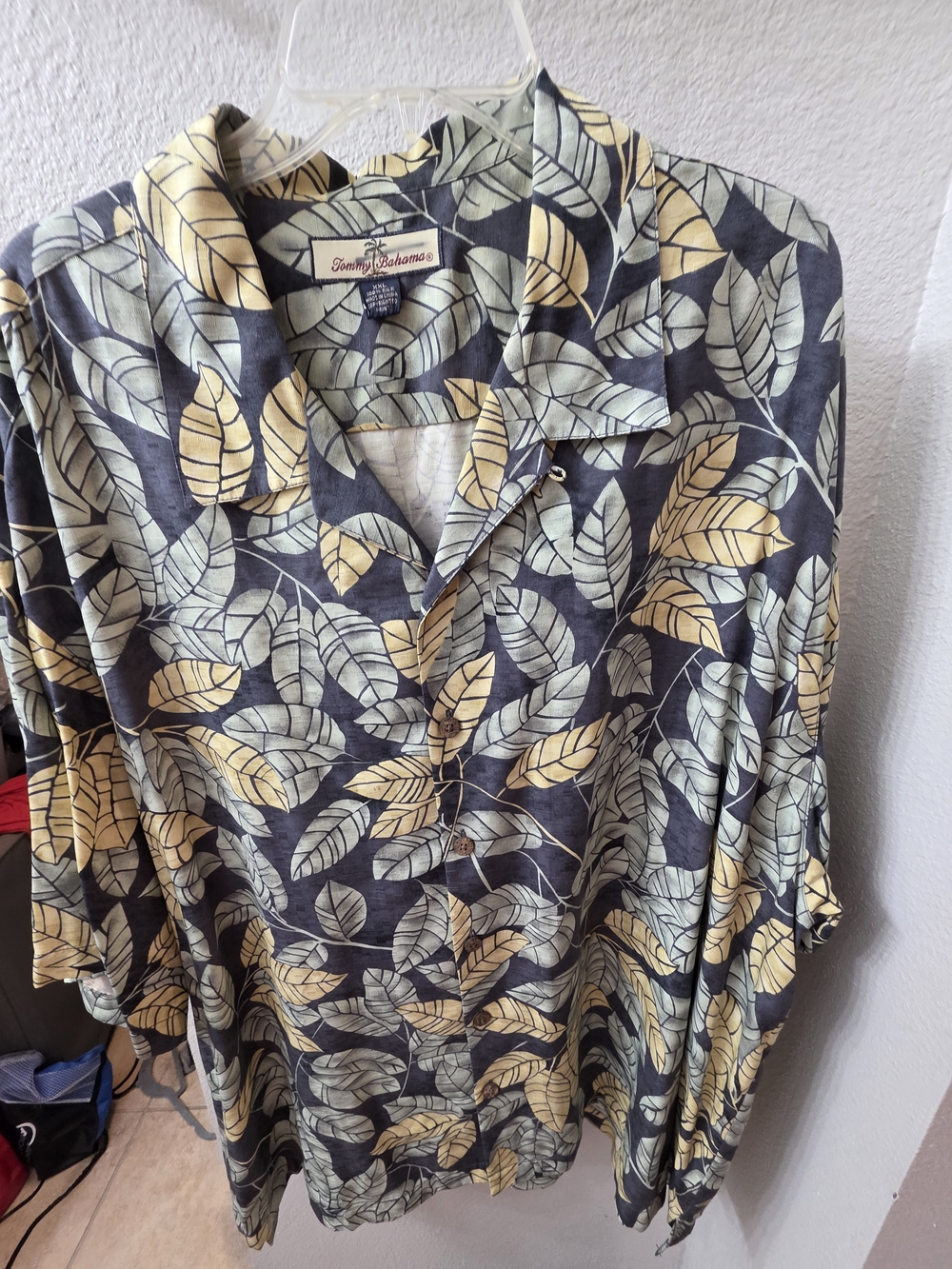Tommy Bahama Men's Short-Sleeve Leaf Print Shirt - Yellow & Light Green on Black